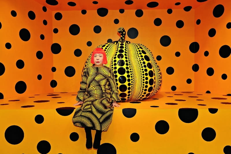Yayoi Kusama, Kusama with Pumpkin, 2010Installation View: Aichi Triennale 2010Courtesy Ota Fine Arts, Tokyo/ Singapore; Victoria Miro Gallery, London; David Zwirner, New York; og KUSAMA Enterprise Yayoi Kusama