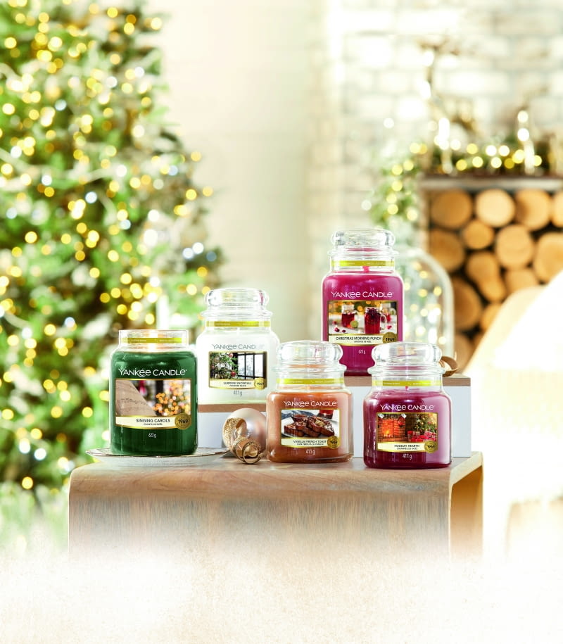 Świece Yankee Candle prezenty święta aranżacja domu na święta ozdoby świąteczne dekoracje świąteczne ozdoby bożonarodzeniowe