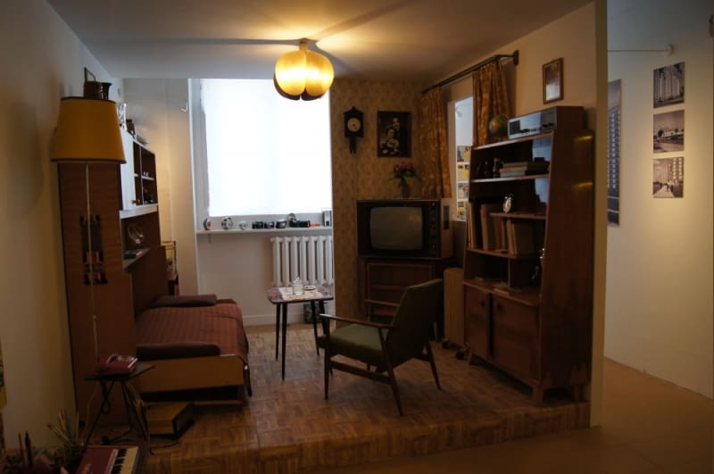 Typowe mieszkanie z czasów PRL-u Typowe mieszkanie z czasów PRL-u