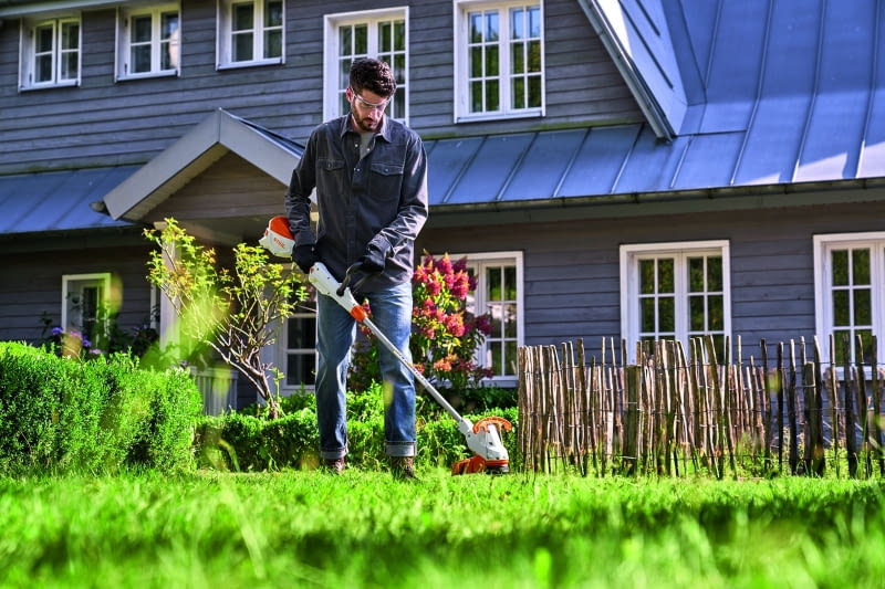 Uniwersalna podkaszarka akumulatorowa FSA 50 STIHL