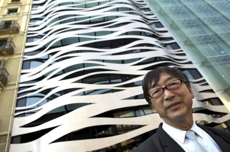 Toyo Ito apartamentowiec, antonio gaudi, toyo ito, barcelona, fasada, hiszpania, architektura organiczna, Suites Avenue