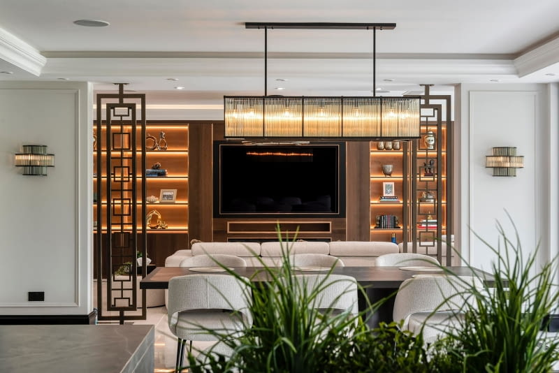 Santosh House: współczesna interpretacja brytyjskiej elegancji Santosh House: współczesna interpretacja brytyjskiej elegancji