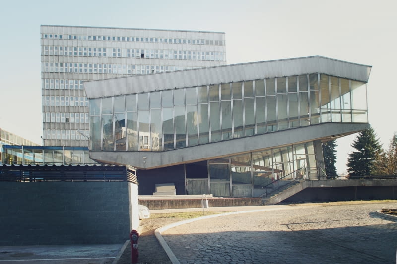 Budynek Audytorium Wydziału Chemii Uniwersytetu Wrocławskiego Budynek Audytorium Wydziału Chemii Uniwersytetu Wrocławskiego