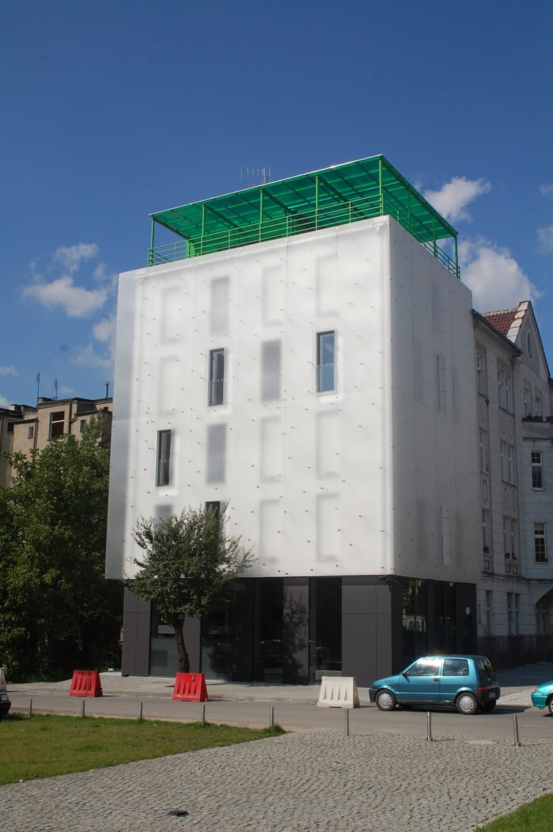 Centrum Edukacji Artystycznej ARTPUNKT zaprojektowane przez pracownię M. i A. Domicz. domicz, rewitalizacja, polska architektura, renowacja, adaptacja, biurowiec, polska, opole, ARTPUNKT