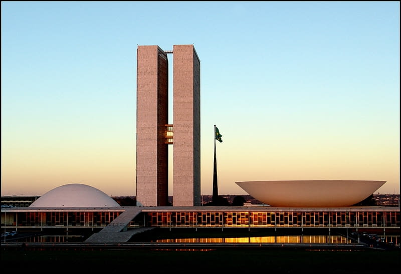 Budynki należące do kompleksu parlamentu w Brasilii oscar niemeyer, brasilia, wystawa, parlament, brazylia