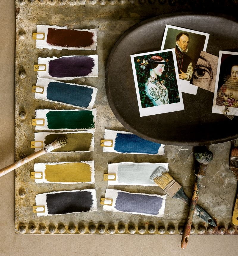 Drugi trend na nadchodzący rok: głębokie granaty, butelkowe zielenie i czerń, Dulux fot. producent