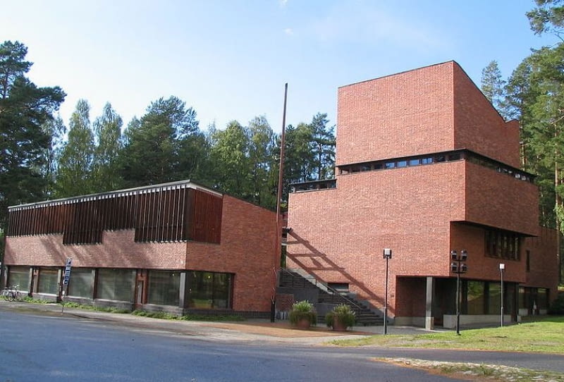 Ratusz w Säynätsalo autorstwa Alvara Aalto ratusz w Säynätsalo autorstwa Alvara Aalto