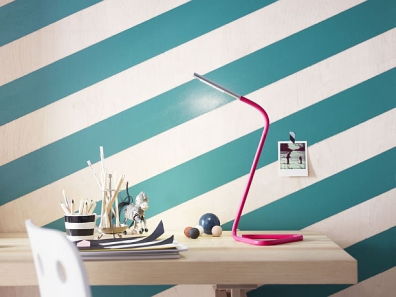 IKEA - HARTE lampka biurkowa LED: 59,99 zł. meble ikea, meble z ikei, ciekawe meble z ikea, nowości