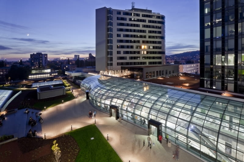 Kompleks handlowy Central, Bratysława Wystawa poświęcona Współczesnej Architekturze Słowacji 1989-2013 w fotografiach L'ubo i Moniki Stacho