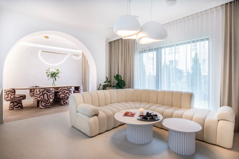 Mieszkanie influencerki Oli Nowak - projekt pracowni Deer Design