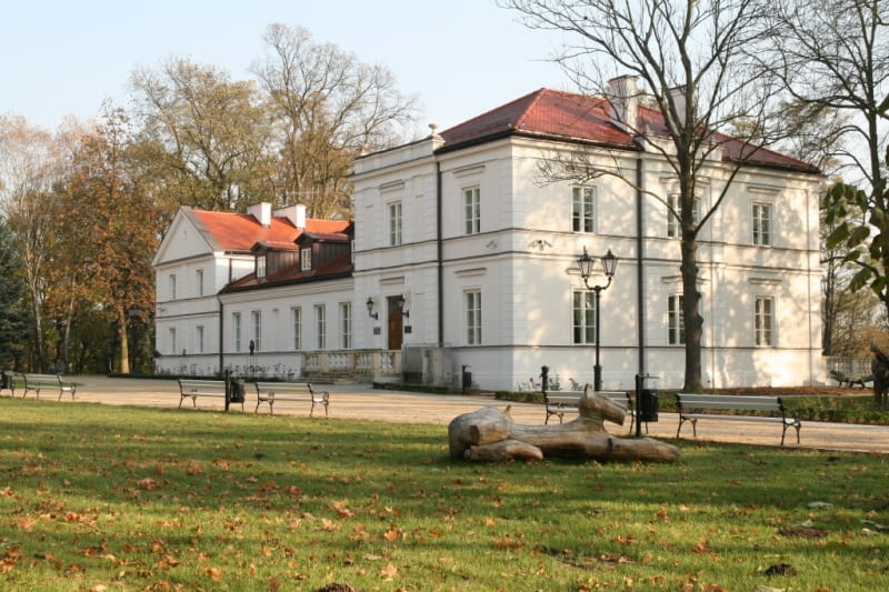 Pałac w Warce-Winiarach Pałac w Warce-Winiarach