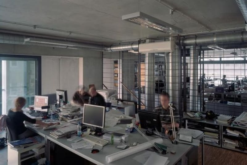 Siedziba pracowni architektonicznej JEMS w Warszawie - wnętrza sprzyjające kreatywnej pracy Siedziba pracowni architektonicznej JEMS w Warszawie - wnętrza sprzyjające kreatywnej pracy