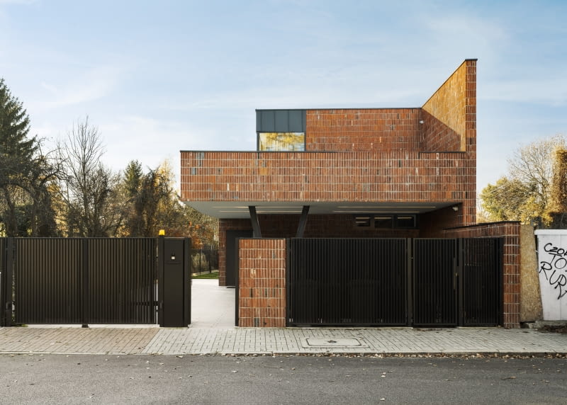 Skinny House w Warszawie. Proj. PAWEL LIS ARCHITEKCI Skinny House w Warszawie. Proj. PAWEL LIS ARCHITEKCI