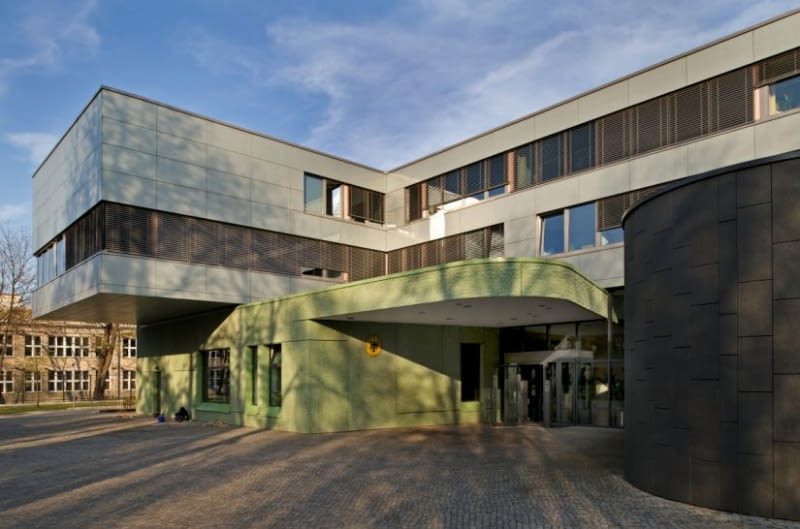 Ambasada Niemiec przy ul. Jazdów projektu Holgera Kleine Nowy gmach ambasady Niemiec przy ul. Jazdów projektu Holgera Kleine