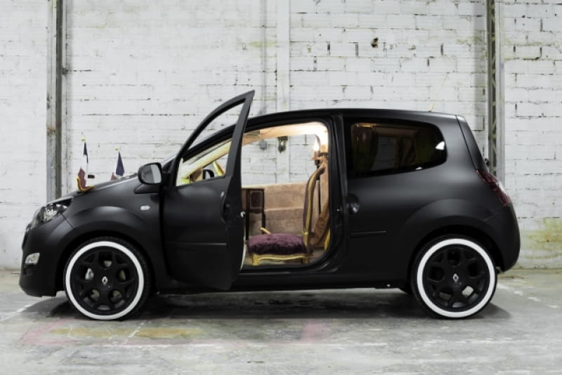 Renault Twingo w rekach artystów Renault Twingo w rekach artystów