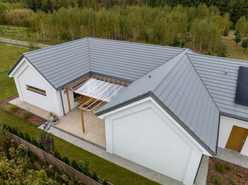 Nowa marka dachówek ceramicznych i cementowych w służbie energooszczędności Nowa marka dachówek ceramicznych i cementowych w służbie energooszczędności