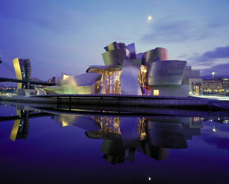 - Centrum kongresowe będzie dla Bydgoszczy niczym Muzeum Guggenheima dla Bilbao - stwierdził Żydowicz Muzeum Guggenheima, Bilbao, Hiszpania, Frank O. Gehry