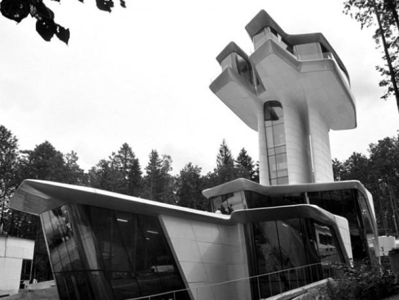 W podmoskiewskiej Barwice powstała wyjątkowa willa zaprojektowana przez Zahę Hadid W podmoskiewskiej Barwice powstała wyjątkowa willa zaprojektowana przez Zahę Hadid