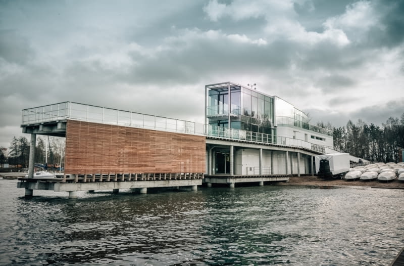 Centrum Sportowo-rekreacyjne nad jez. Krzywym Centrum Sportowo-rekreacyjne nad jez. Krzywym