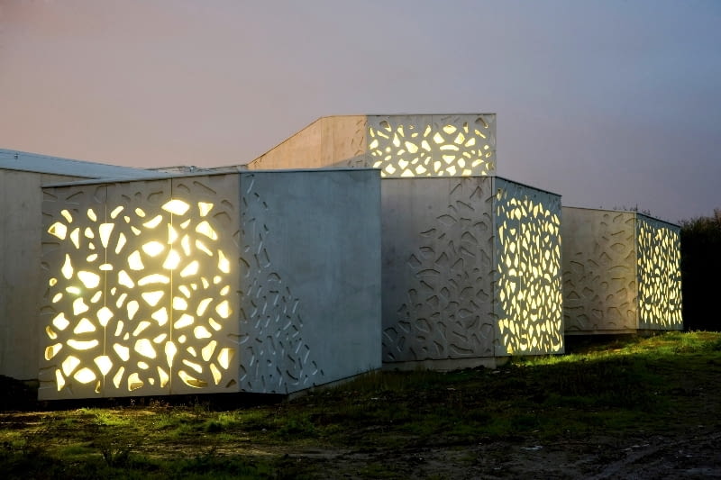 Przebudowa Muzeum Sztuki Współczesnej LaM w Lille. Autorką nowej części jest fracuska architektka Manuelle Gautrand architektka, manuelle gautrand, muzeum, francja