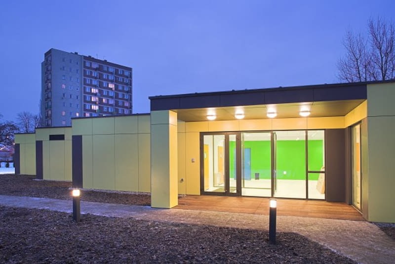 Przedszkole modułowe na warszawskiem Targówku, projekt Płaskowicki Partnerzy Architekci Przedszkole modułowe na warszawskiem Targówku, projekt Płaskowicki