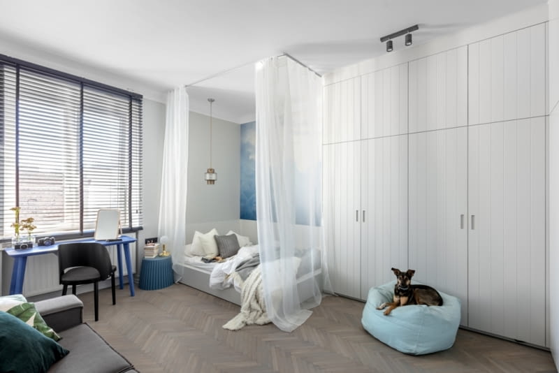 Pełne odprężenie - niebanalne wnętrze kawalerki w Warszawie. Niebanalne wnętrza na 42 m kw. Małe mieszkanie a wygląda jak apartament