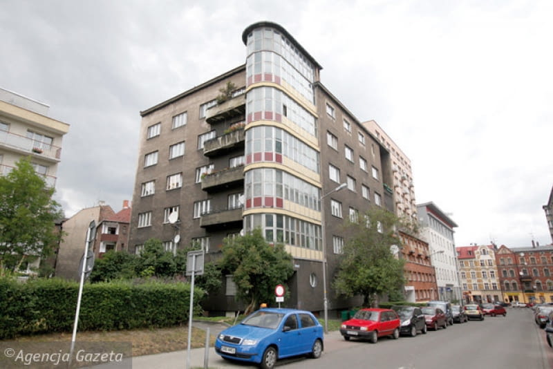 Dom mieszkalny przy ul. Podchorążych 3 katowice, modernizm, zabytki, szlak