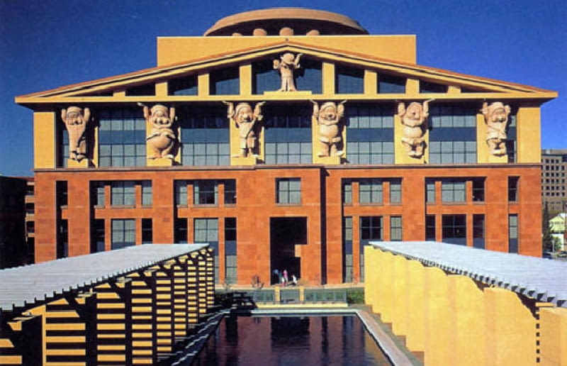Walt Disney Studios, Burbank kicz, krasnoludki, architektura