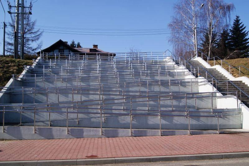 Rampa dla niepełnosprawnych w Siedlcach Rampa dla niepełnosprawnych w Siedlcach