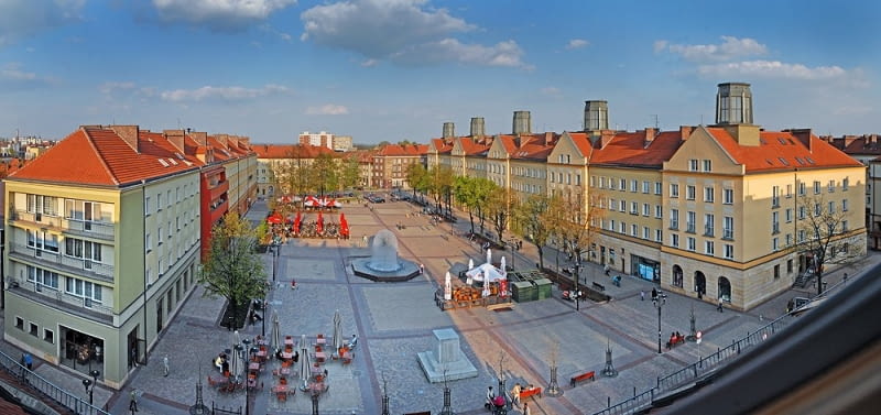 Plac Krzysztofa Baczyńskiego w Tychach Plac Krzysztofa Baczyńskiego w Tychach