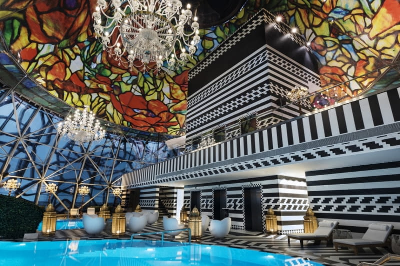 Wnętrza hotelu Mondrian Doha w Katarze zaprojektowane przez Marcela Wandersa Hotel Wnętrza hotelu Mondrian Doha w Katarze zaprojektowane przez Marcela Wandersa