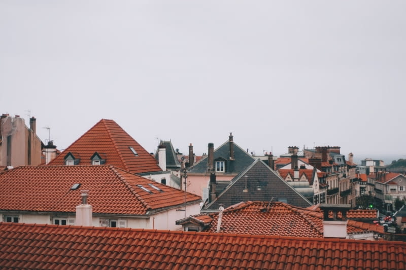 Jakie są najczęściej wybierane pokrycia dachowe? Jakie są najczęściej wybierane pokrycia dachowe?