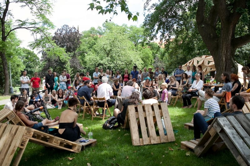 Publiczna dyskusja z Enrique Penalosa reSITE 2013 Publiczna dyskusja z Enrique Penalosa reSITE 2013