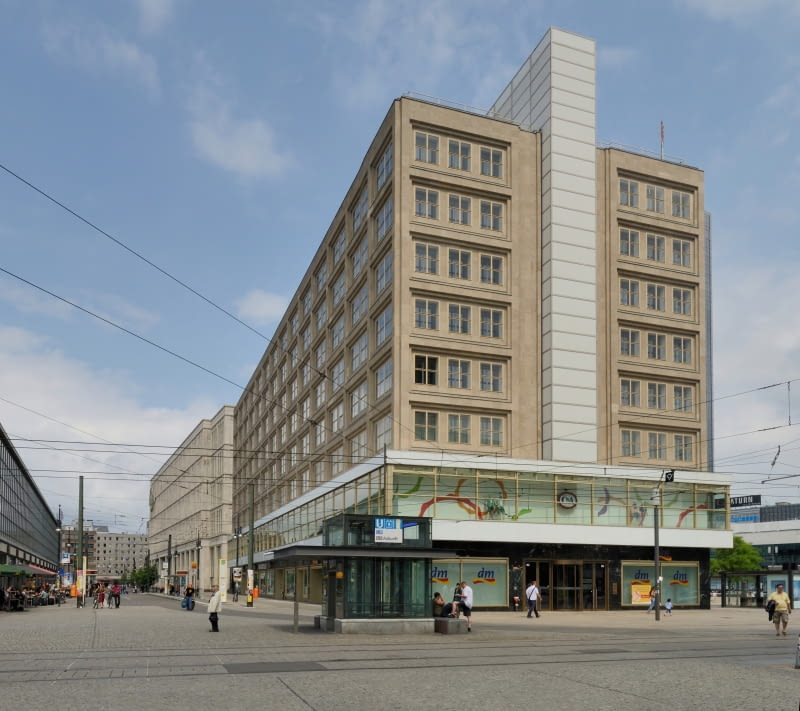 Berolinahaus. Proj. Peter Behrens Berolinahaus. Proj. Peter Behrens