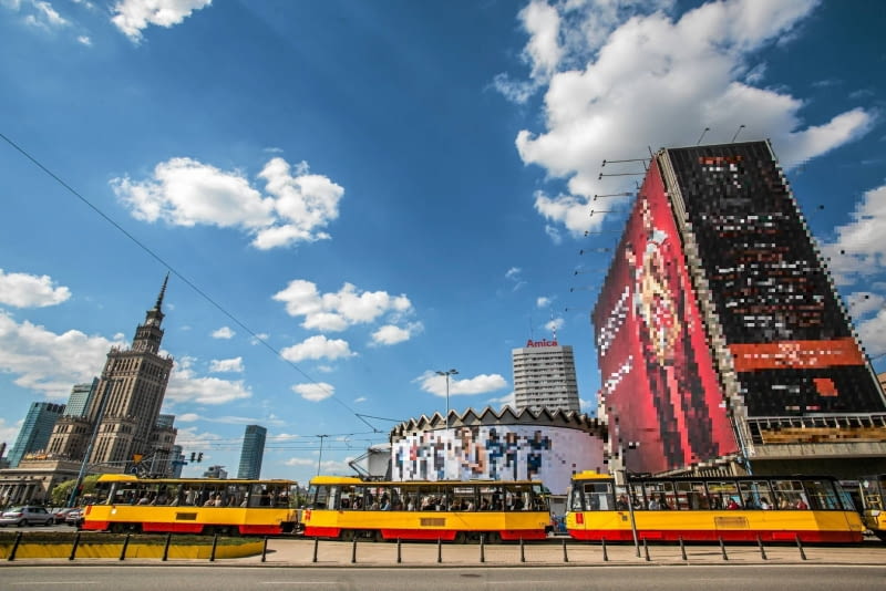 Reklamy w centrum Warszawy 4ZDJCIE DO WKADKI:DLOWA Strony Lokalne Warszawa