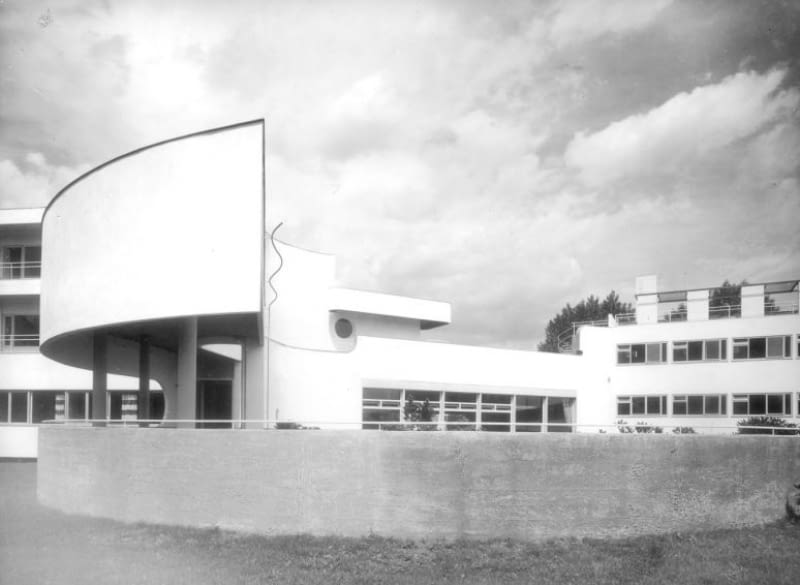 Dom dla osób samotnych i młodych małżeństw, proj. H. Scharoun,modernistyczne osiedle Wohnung und Werkraum Ausstellung (WUWA) 1929 Wrocław Dom dla osób samotnych i młodych małżeństw, proj. H. Scharoun,modernistyczne osiedle Wohnung und Werkraum Ausstellung (WUWA) 1929 Wrocław