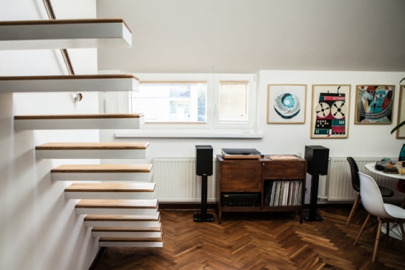 Metamorfozą zaniedbanego mieszkania zajęli się architekci z pracowni Zupart. Metamorfoza kawalerki 30 m2, proj. Zupart.com