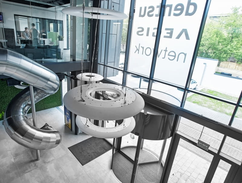 X2 - siedziba Dentsu Aegis Network X2 - siedziba Dentsu Aegis Network