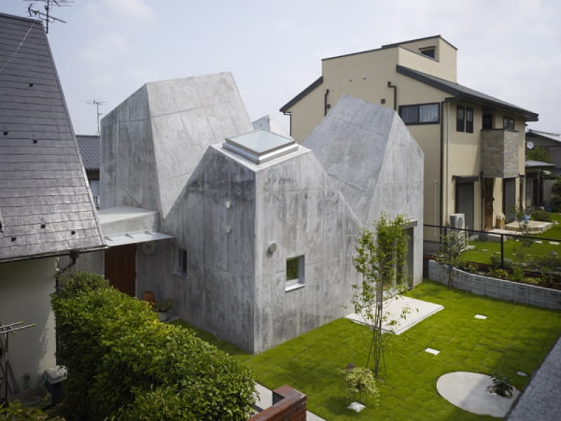 Dom w Yokohamie autorstwa Torafu Torafu, Japonia, beton, dom jednorodzinny