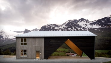 1/3 House w Norwegii. Proj. Rever & Drage 1/3 House w Norwegii. Proj. Rever & Drage