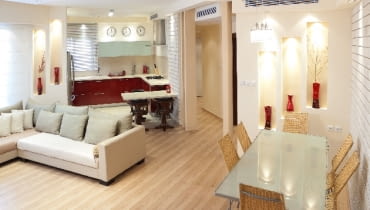 Źródła LED można stosować nie tylko w oprawach sufitowych, ale też w większości typów domowych lamp. Oświetlenie LED