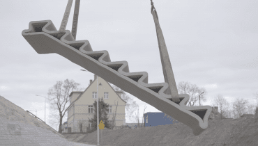 Betonowe schody wydrukowane w technologii 3D na stacji kolejowej w Ełku Betonowe schody wydrukowane w technologii 3D na stacji kolejowej w Ełku