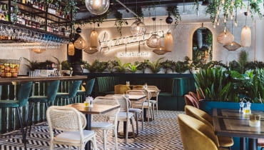 Restauracja & Cocktail Bar Paradiso - aranżacja zaprojektowana przez 370 Studio Restauracja & Cocktail Bar Paradiso - aranżacja zaprojektowana przez 370 Studio