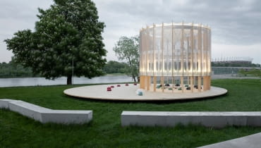 Pierwszy biotechnologiczny plac zabaw wykorzystujący oczyszczające powietrze algi