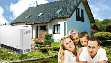 Dom, który wybraliśmy do naszych rozważań, jest zdecydowanie lepiej ocieplony niż wymagają tego przepisy. Mamy bowiem nadzieję, że takie właśnie domy będą coraz częściej budowane. Dom, który wybraliśmy do naszych rozważań, jest zdecydowanie lepiej ocieplony niż wymagają tego przepisy. Mamy bowiem nadzieję, że takie właśnie domy będą coraz częściej budowane.