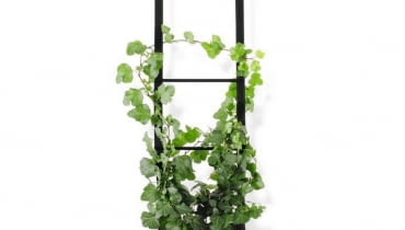 1.wisząca donica, poliester, śr. 20 cm, 320 zł, czerwonamaszyna.pl 1.wisząca donica, poliester, śr. 20 cm, 320 zł, czerwonamaszyna.pl