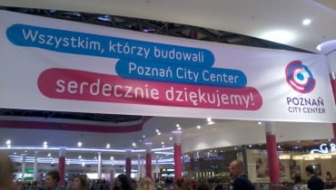 Inwestor dziękuje budowniczym. Inwestor dziękuje budowniczym.