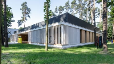 6. edycja Nagrody Architektonicznej Prezydenta m.st. Warszawy. Kategoria: Obiekty użyteczności publicznej. Żłobek publiczny nr 67 w Warszawie – Wesołej (ul. Antoniego Pankracego Łaguny 1)