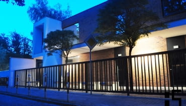 Klub Seniora i Centrum Wsparcia Opiekunów w Kępnie. Proj. Pracownia Architektoniczna Osiem Pięć Marcina Wierzbickiego. Klub Seniora i Centrum Wsparcia Opiekunów w Kępnie. Proj. Pracownia Architektoniczna Osiem Pięć Marcina Wierzbickiego.