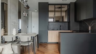 Minimalistyczne mieszkanie dla singla - projekt pracowni Deer Design Minimalistyczne mieszkanie dla singla - projekt pracowni Deer Design